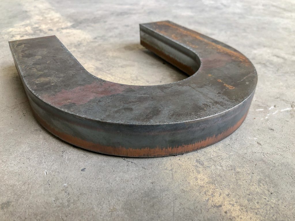 GRUPO MAB CONSTRUCCIONES Fecha: 9 octubre, 2019 Durango, Durango, México. Este cliente cuenta con un pantógrafo BOYSER HD con área de corte de 10×20 pies. Está equipado con una fuente de plasma modelo MAXPRO200 de la marca Hypertherm y un sistema de oxicorte BOYSER con control de altura automático.